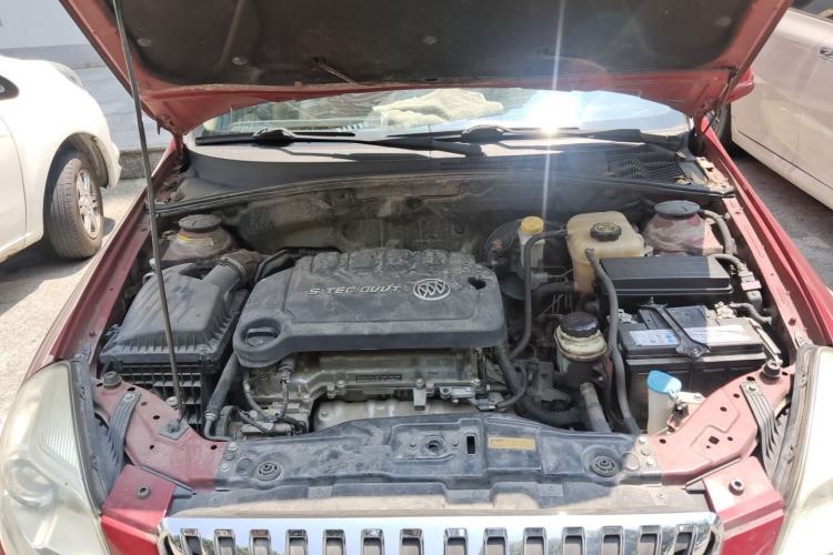 Used Buick Excelle 2013 1.5L Automatic Classic Model Engine Bay