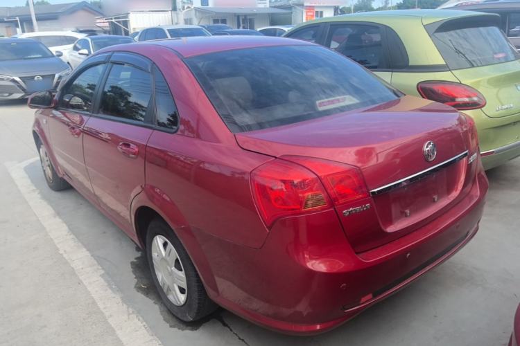 Used Buick Excelle 2013 1.5L Automatic Classic Model Exterior 2