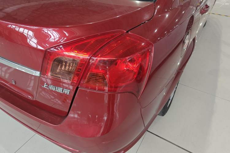Used Buick Excelle 2013 1.5L Automatic Classic Model Exterior 3