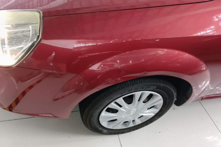 Used Buick Excelle 2013 1.5L Automatic Classic Model Exterior 4