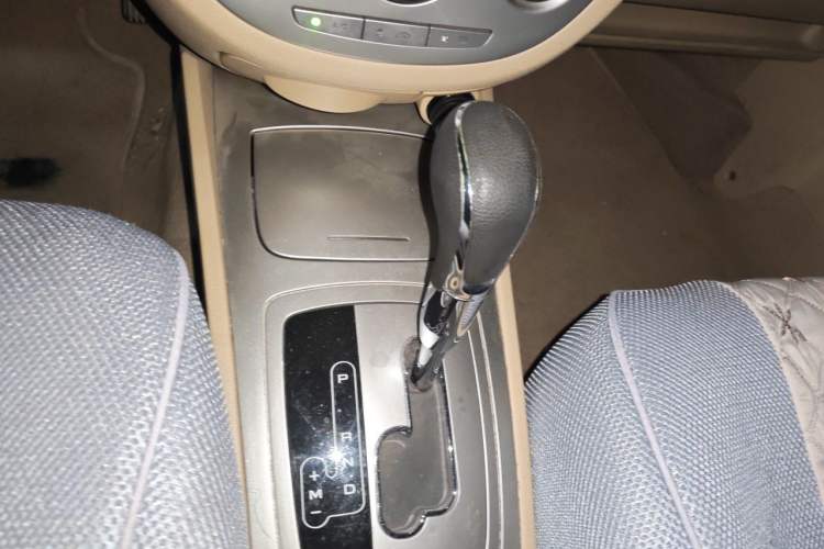 Used Buick Excelle 2013 1.5L Automatic Classic Model Gear Lever