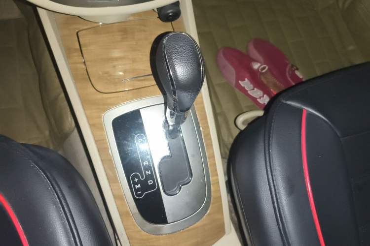Used Buick Excelle 2013 1.5L Automatic Classic Model Gear Lever