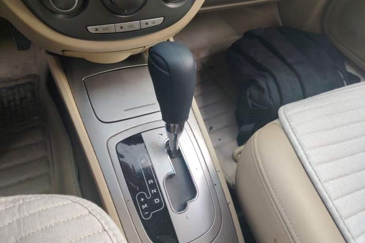 Used Buick Excelle 2013 1.5L Automatic Classic Model Gear Lever