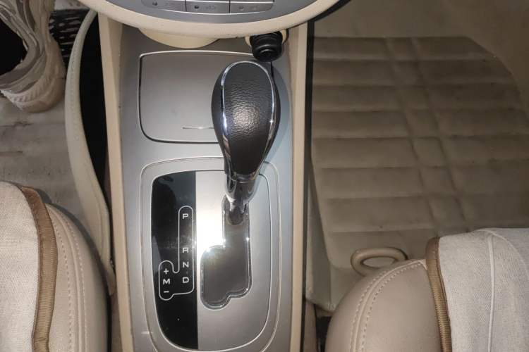 Used Buick Excelle 2013 1.5L Automatic Classic Model Gear Lever