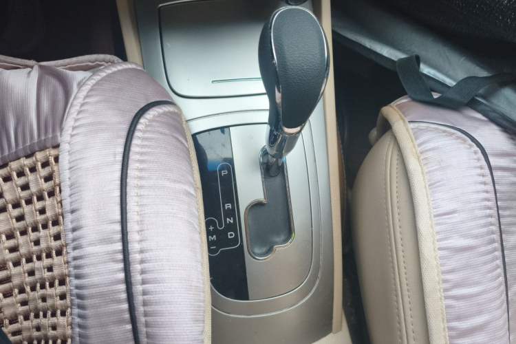 Used Buick Excelle 2013 1.5L Automatic Classic Model Gear Lever