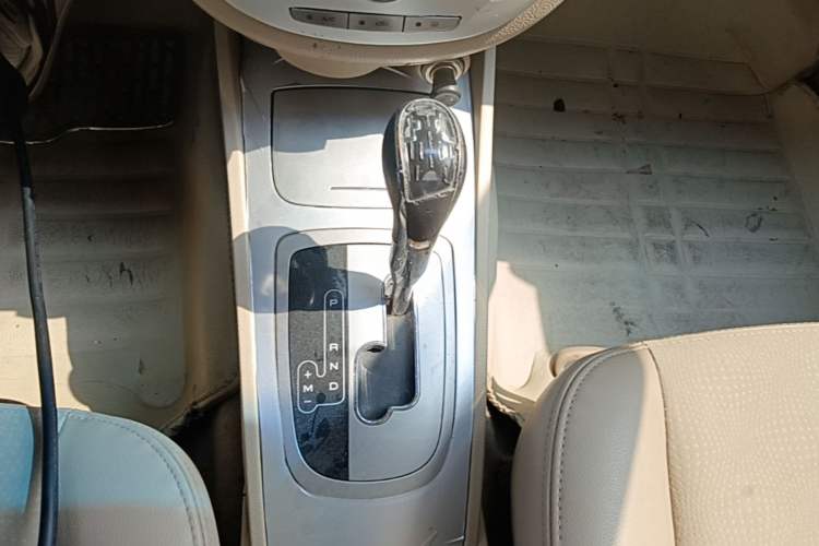 Used Buick Excelle 2013 1.5L Automatic Classic Model Gear Lever
