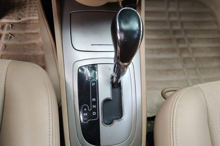 Used Buick Excelle 2013 1.5L Automatic Classic Model Gear Lever