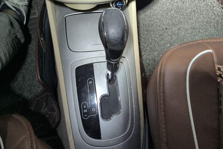 Used Buick Excelle 2013 1.5L Automatic Classic Model Gear Lever