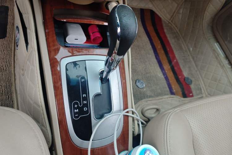 Used Buick Excelle 2013 1.5L Automatic Luxury Model Gear Lever
