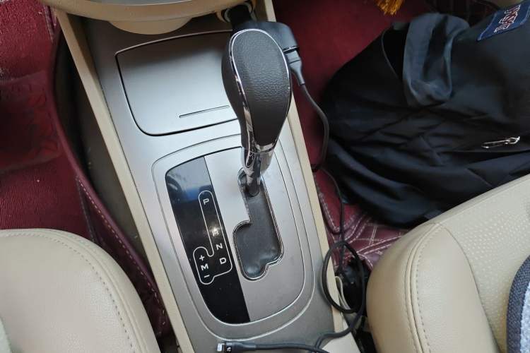 Used Buick Excelle 2013 1.5L Automatic Classic Model Gear Lever