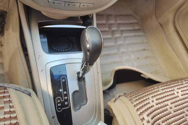 Used Buick Excelle 2013 1.5L Automatic Classic Model Gear Lever