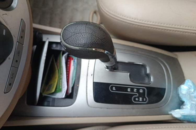 Used Buick Excelle 2013 1.5L Automatic Classic Model Gear Lever