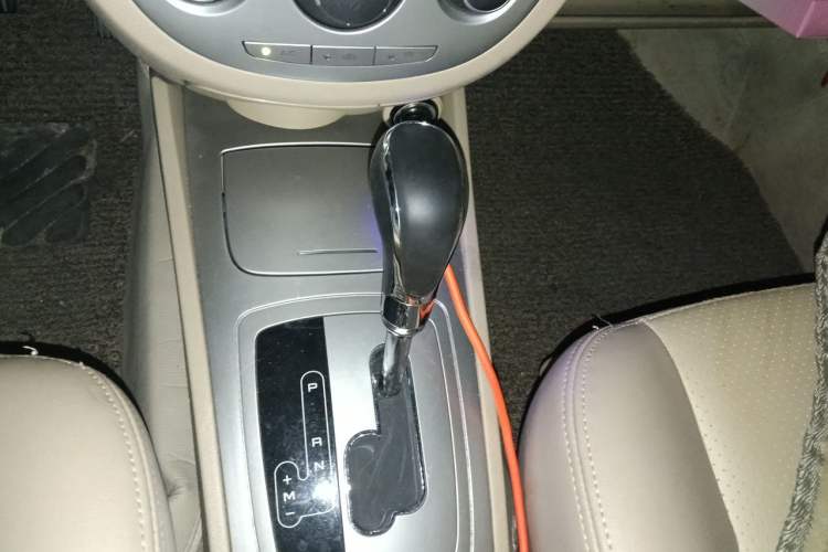 Used Buick Excelle 2013 1.5L Automatic Classic Model Gear Lever