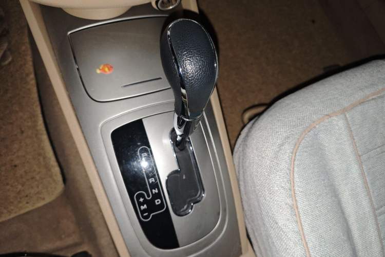 Used Buick Excelle 2013 1.5L Automatic Classic Model Gear Lever