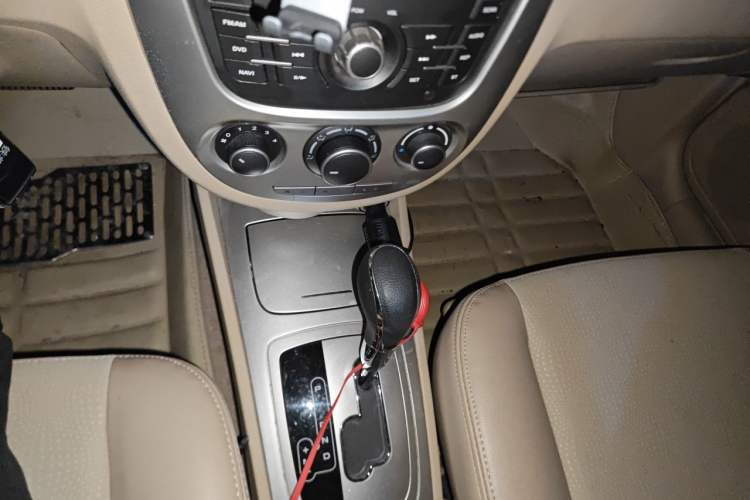 Used Buick Excelle 2013 1.5L Automatic Classic Model Gear Lever