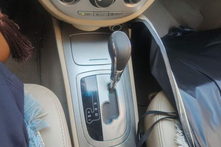 Used Buick Excelle 2013 1.5L Automatic Classic Model Gear Lever
