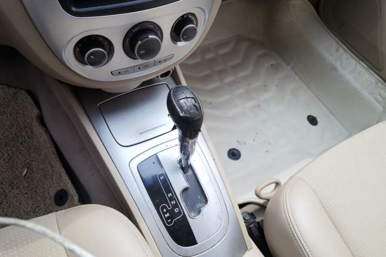Used Buick Excelle 2013 1.5L Automatic Classic Model Gear Lever