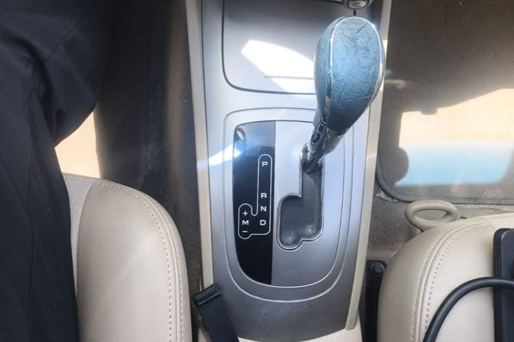 Used Buick Excelle 2013 1.5L Automatic Classic Model Gear Lever