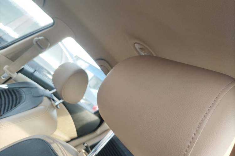 Used Buick Excelle 2013 1.5L Automatic Classic Model Headliner