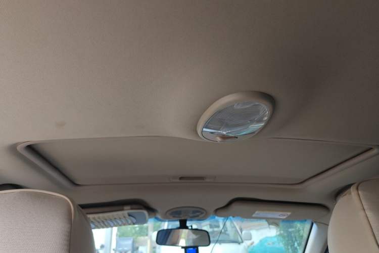 Used Buick Excelle 2013 1.5L Automatic Luxury Model Headliner