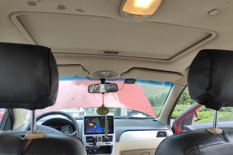 Used Buick Excelle 2013 1.5L Manual Classic Model Headliner