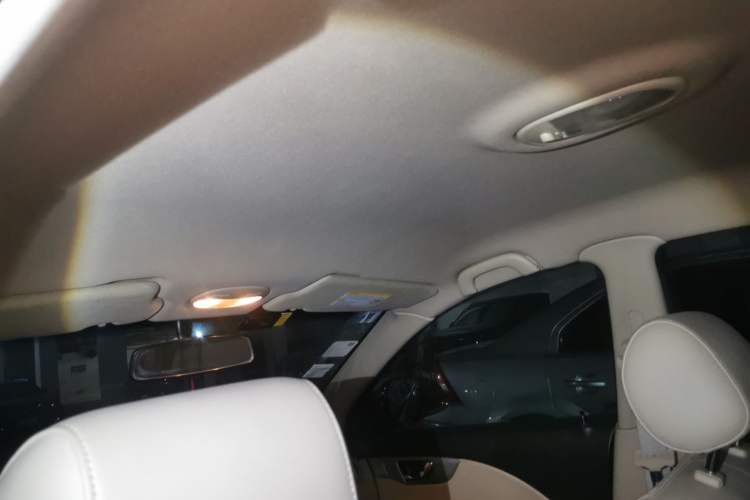 Used Buick Excelle 2013 1.5L Automatic Classic Model Headliner