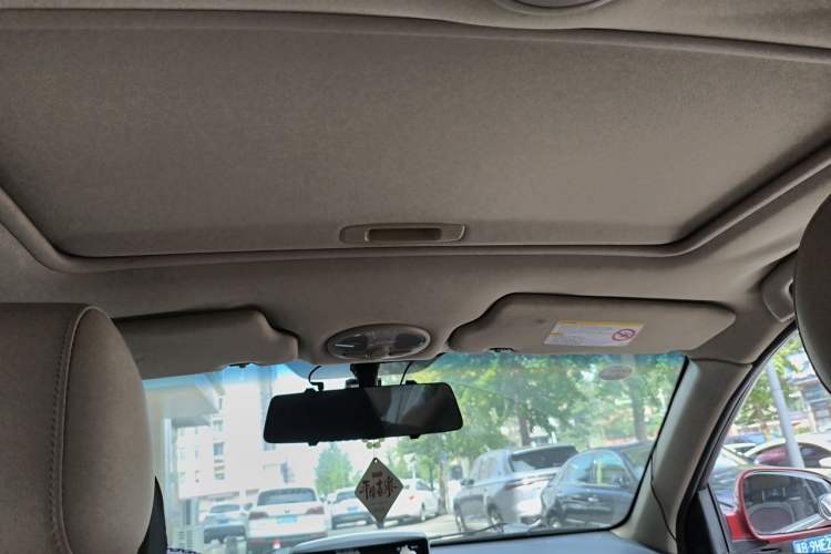 Used Buick Excelle 2013 1.5L Automatic Luxury Model Headliner