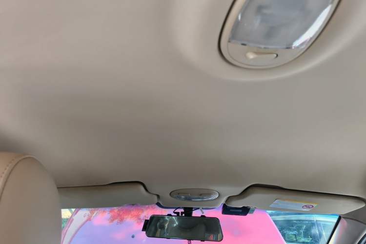 Used Buick Excelle 2013 1.5L Automatic Classic Model Headliner