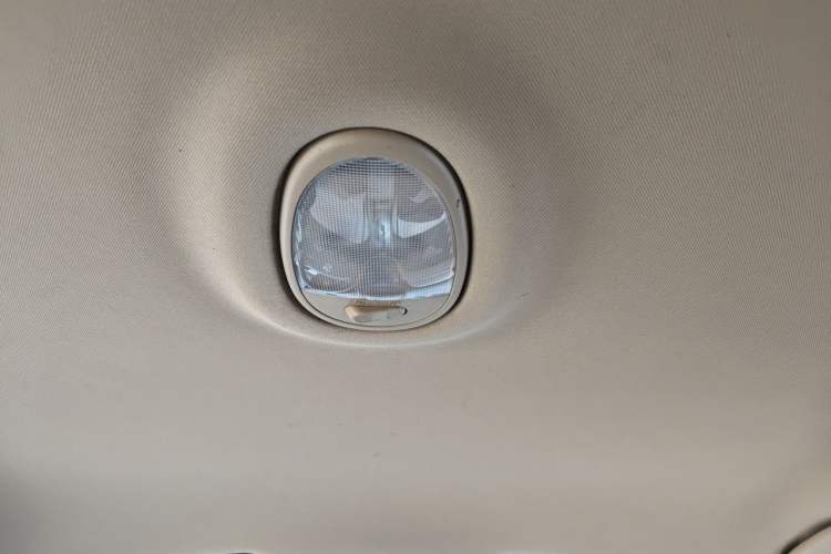Used Buick Excelle 2013 1.5L Automatic Classic Model Headliner