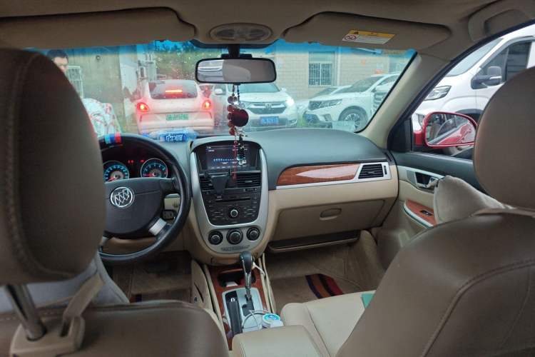 Used Buick Excelle 2013 1.5L Automatic Luxury Model Headliner