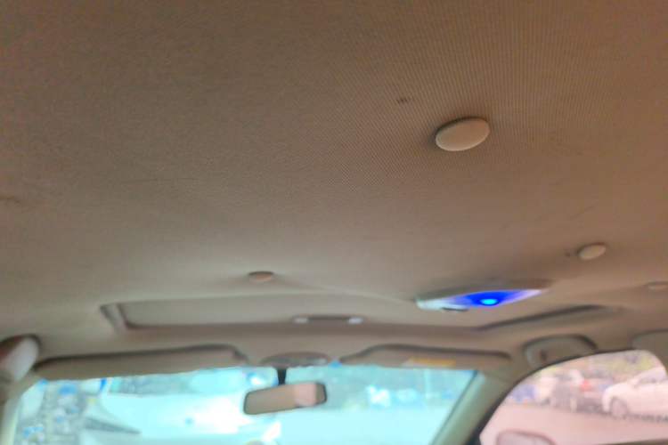 Used Buick Excelle 2013 1.5L Manual Classic Model Headliner