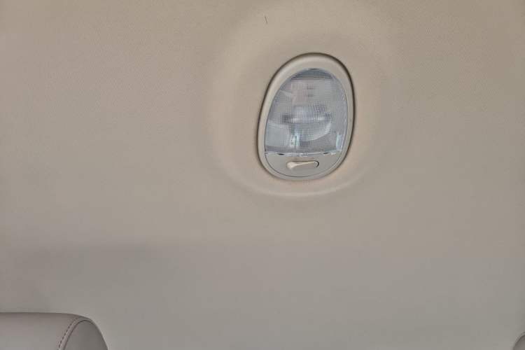 Used Buick Excelle 2013 1.5L Automatic Classic Model Headliner