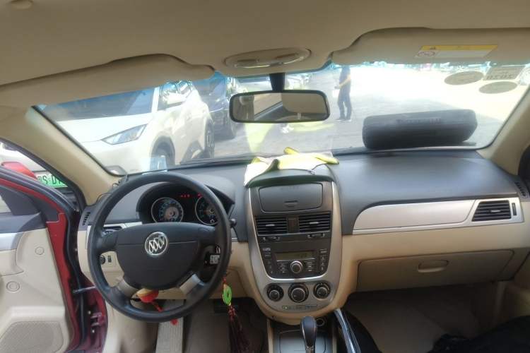 Used Buick Excelle 2013 1.5L Automatic Classic Model Headliner