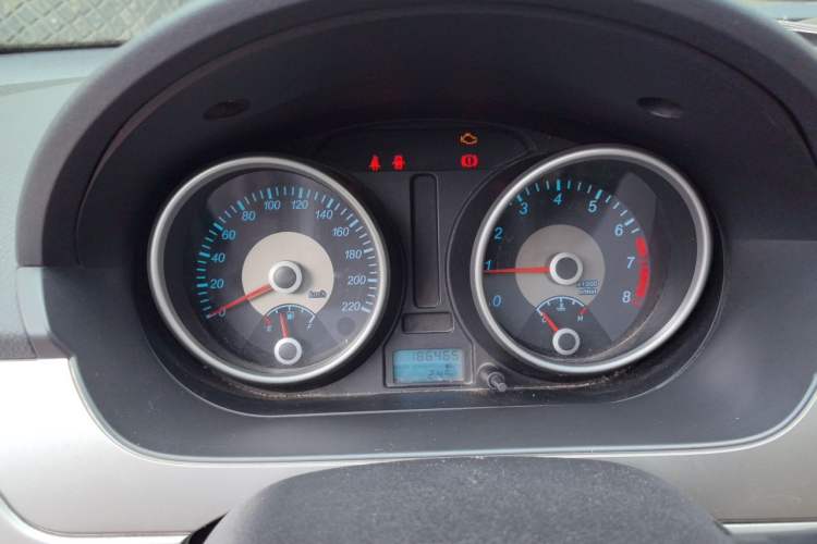 Used Buick Excelle 2013 1.5L Manual Classic Model Instrument Cluster