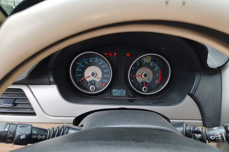 Used Buick Excelle 2013 1.5L Automatic Classic Model Instrument Cluster