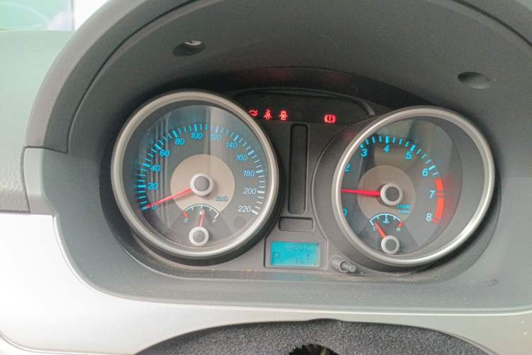 Used Buick Excelle 2013 1.5L Automatic Classic Model Instrument Cluster