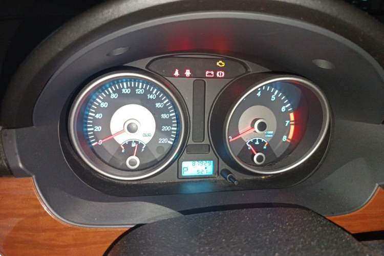Used Buick Excelle 2013 1.5L Automatic Luxury Model Instrument Cluster