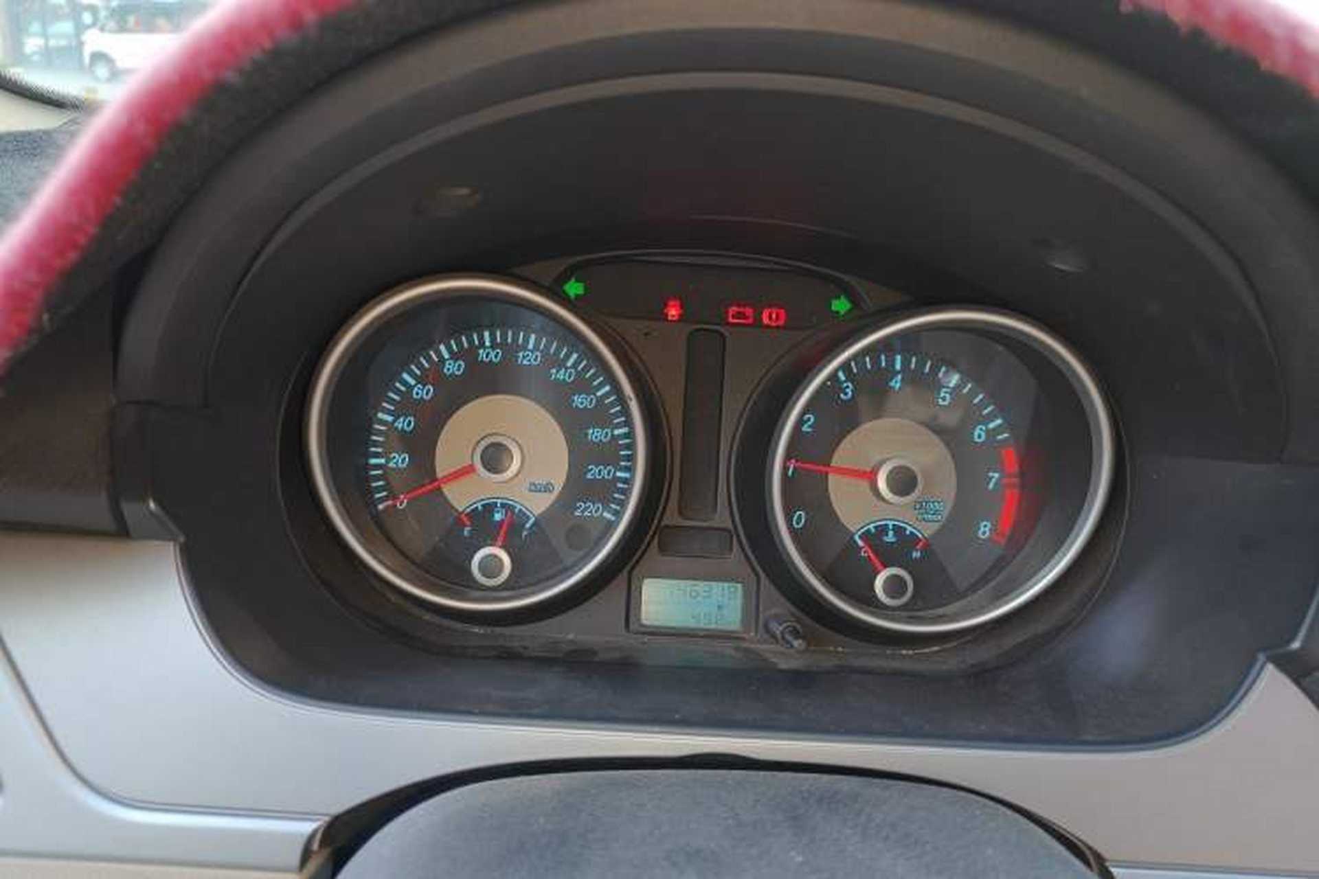 Used Buick Excelle 2013 1.5L Manual Classic Model Instrument Cluster