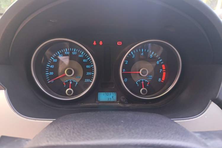 Used Buick Excelle 2013 1.5L Manual Classic Model Instrument Cluster