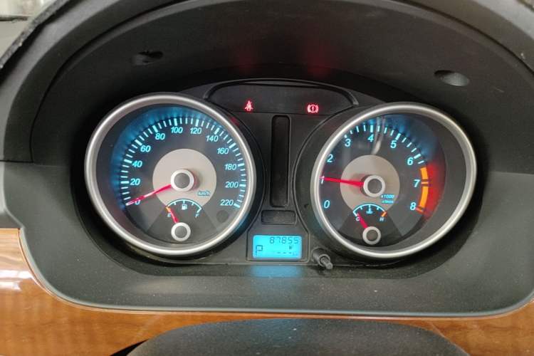 Used Buick Excelle 2013 1.5L Automatic Luxury Model Instrument Cluster