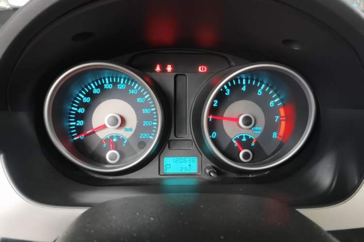 Used Buick Excelle 2013 1.5L Automatic Classic Model Instrument Cluster