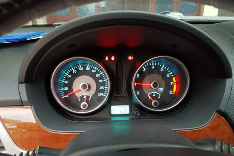 Used Buick Excelle 2013 1.5L Manual Luxury Model Instrument Cluster