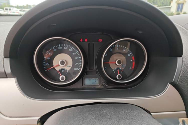 Used Buick Excelle 2013 1.5L Manual Classic Model Instrument Cluster