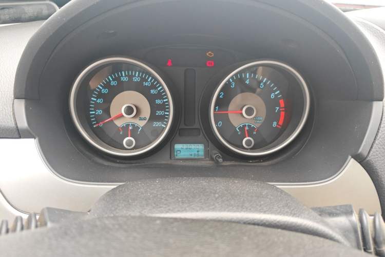 Used Buick Excelle 2013 1.5L Automatic Classic Model Instrument Cluster