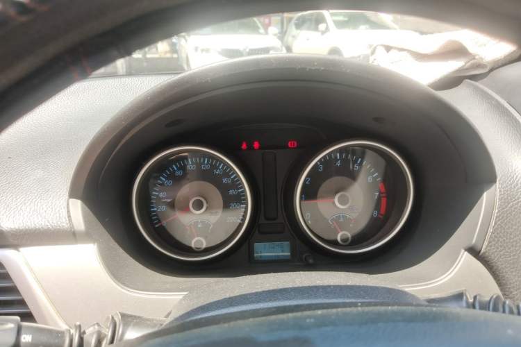 Used Buick Excelle 2013 1.5L Automatic Classic Model Instrument Cluster