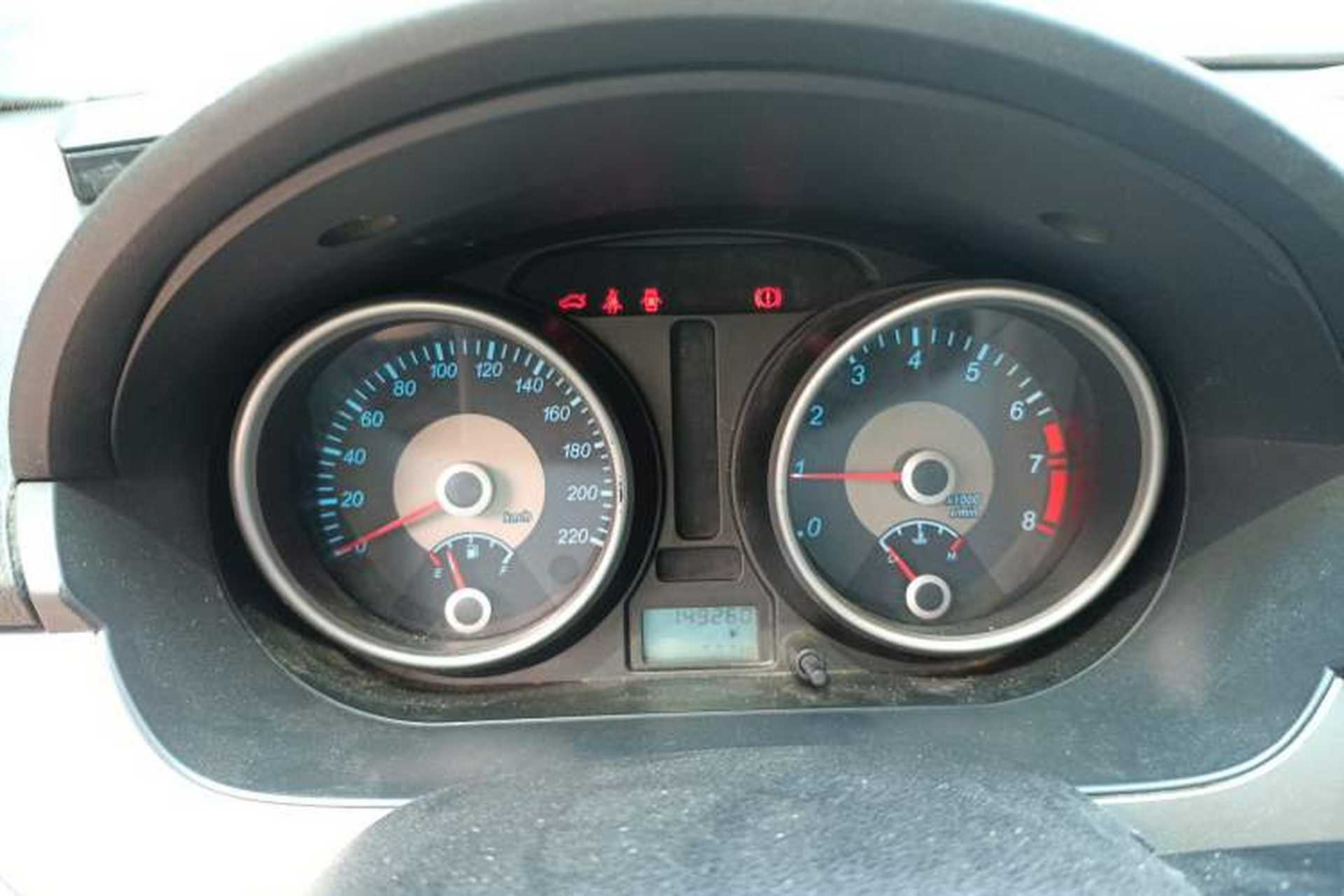 Used Buick Excelle 2013 1.5L Manual Classic Model Instrument Cluster