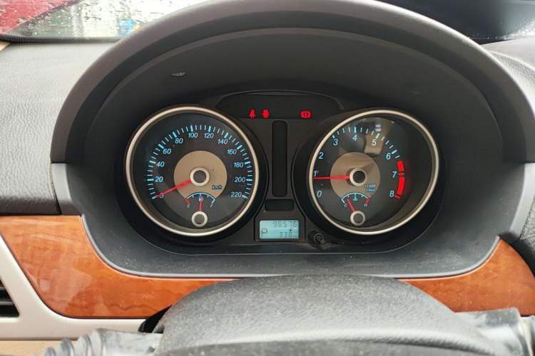 Used Buick Excelle 2013 1.5L Automatic Luxury Model Instrument Cluster
