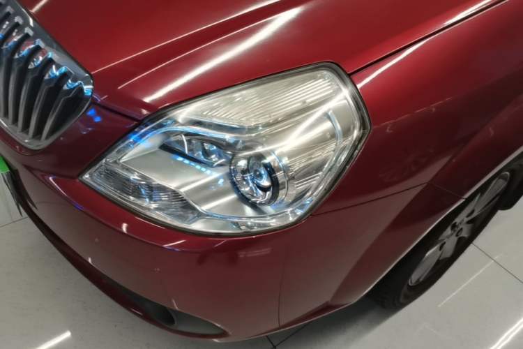 Used Buick Excelle 2013 1.5L Automatic Classic Model Left Front Headlight