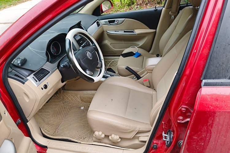 Used Buick Excelle 2013 1.5L Automatic Classic Model Left Front Seat