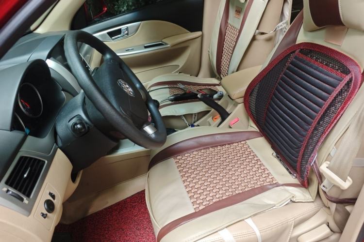 Used Buick Excelle 2013 1.5L Manual Classic Model Left Front Seat